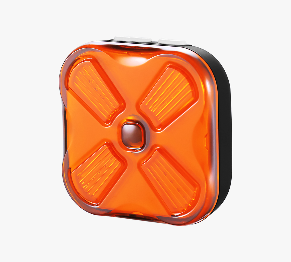 Заднє світло Ravemen CL06 (50 lm, 500 mAh) з датчиками фар та гальмування